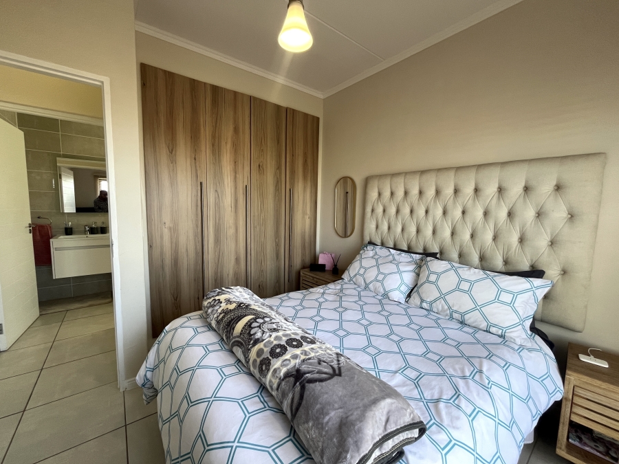 To Let 1 Bedroom Property for Rent in Richwood Western Cape